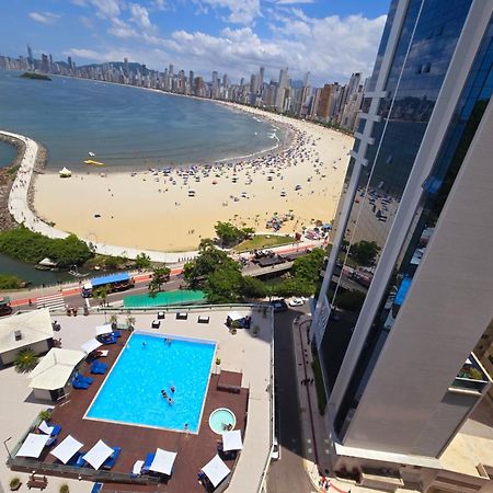 Piscina A Beira-Mar, Tranquilidade E Qualidade No Melhor De Bc Balneário Camboriú Kültér fotó