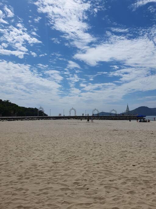 Piscina A Beira-Mar, Tranquilidade E Qualidade No Melhor De Bc Balneário Camboriú Kültér fotó